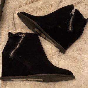 New Dolce Vita Garrik black suede ankle boots
